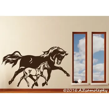 Samolepící dekorace Samolepky na zeď - Klisna a hříbě - S (58 x 35 cm)