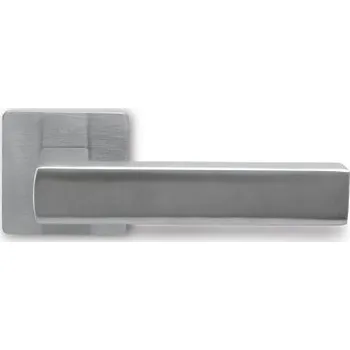 Dveřní kování M&T Dveřní nerezová klika Kvadra čtvercové magnet. rozety, Objekt NRz, WC/koupelna