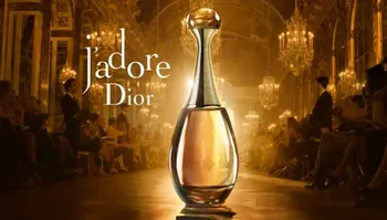 flakon dámský parfém Dior J'adore