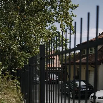 Plot RAPERA Group s.r.o. Kované plotové pole š. 2000 x v. 1500 mm