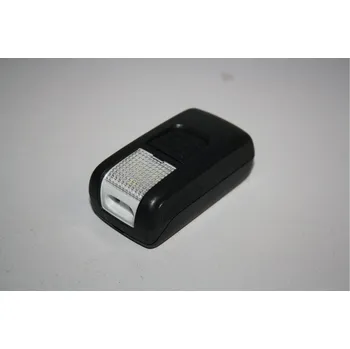 Osvětlení interiéru vozidel ORIGINÁLNÍ DÍL Originální svítilna kapesní magnetická do vozů Škoda Superb - žluté světlo