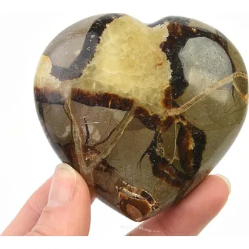 Přírodní kámen Septariové srdce 214g