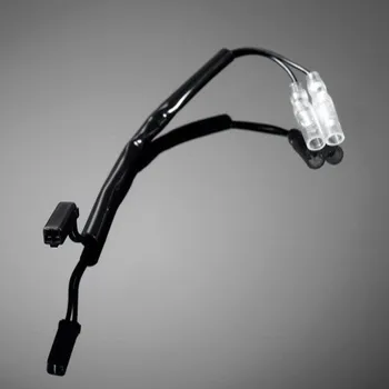 Osvětlení pro motocykl Adaptér konektorů pro neoriginální blinkry - Suzuki (modely s 2-pólovými dráty) (pár) konektor