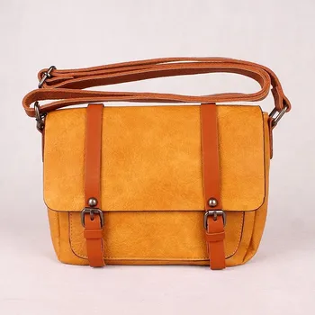 Kabelka Malá crossbody kabelka FLORA&CO H6705 hořčicová | Kabelkyprovas.cz