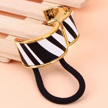 Kovová spona do vlasů - obojek mramor - zebra