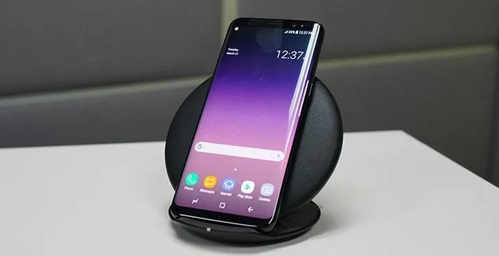 bezdrátové nabíjení Samsung Galaxy S8