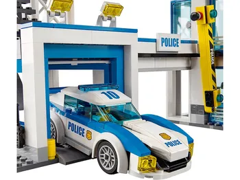 figurky LEGO City 60141 Policejní stanice
