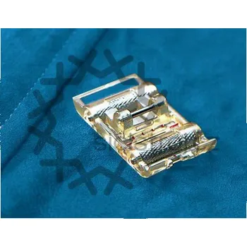 Příslušenství k šicímu stroji Příslušenství Pfaff - Patka s válečky 820663096