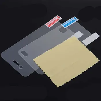 Ochranná fólie s čistící hadříkem pro iPhone 4