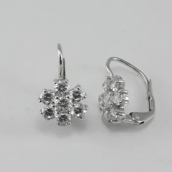 Náušnice Zlatnictví U Kostela Dámské stříbrné náušnice s bílými zirkony 11622.1 182588289
