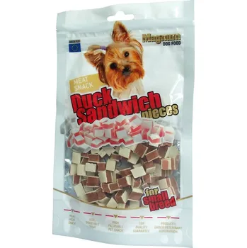 Pamlsek pro psa Magnum Duck Sandwich Pieces 80 g