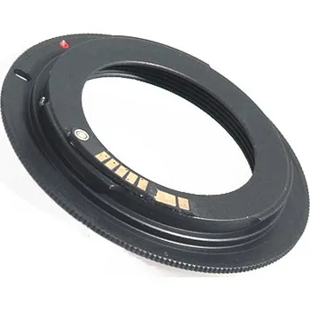 Adaptér / redukce M42 pro Canon EOS s chipem pro AF kontrolu (Umožní nasadit objektiv se závitem M42 na fotoaparát Canon)