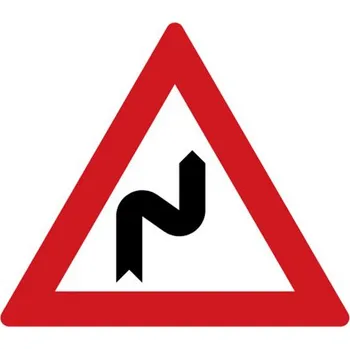 Dopravní značka Dopravní značka - Dvojitá zatáčka, první vpravo