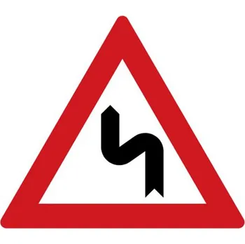 Dopravní značka Dopravní značka - Dvojitá zatáčka, první vlevo