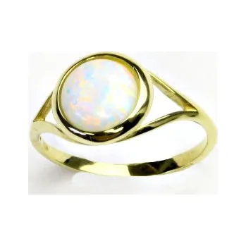 Prsten Zlatý prsten, žluté zlato, syntetický bílý opál, prstýnek s opálem,T 1503