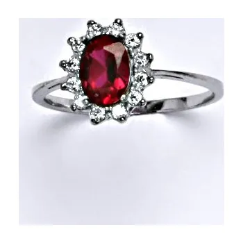 Prsten Zlatý prsten Kate, syntetický rubín, čiré zirkony, bílé zlato, T 1480