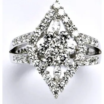 Prsten Stříbrný prsten s čirými zirkony,prsten ze stříbra,váha 12,41 g