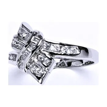 Prsten Stříbrný prsten s čirými zirkony,prstýnek ze stříbra,váha 4,43 g