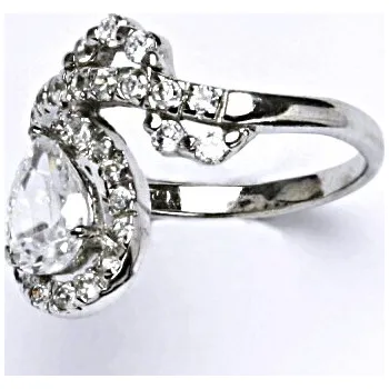 Prsten Stříbrný prsten s čirými zirkony, váha 4,57 g