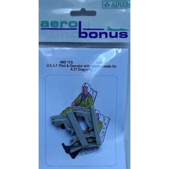 Plastikový model 1/48 USAF Pilot & Operator with eject.seats (A-37)