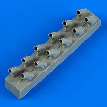 Plastikový model Quickboost 1/32 P-40E Warhawk exhaust (HAS)
