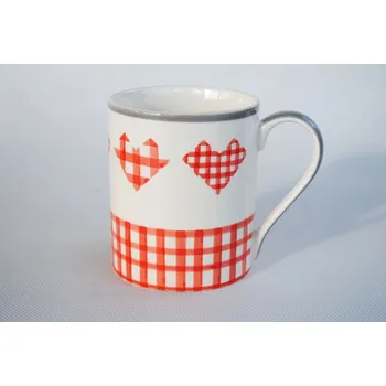 Stolování Hrnek retro se srdíčky (Retro hrníček s e srdci)