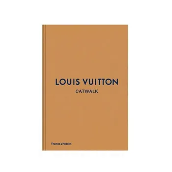 Cizojazyčná kniha Louis Vuitton Catwalk - Louise Rytter (EN)