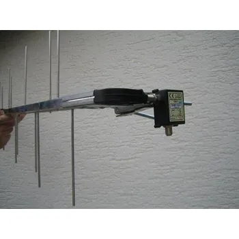 Televizní anténa DVB-T zes.21-69.k.30dB venkovní ”Y”