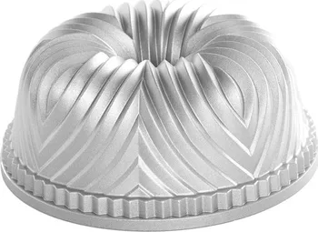 Nordic Ware Bavaria forma na bábovku 23,4 x 23,4 x 9,7 cm stříbrná