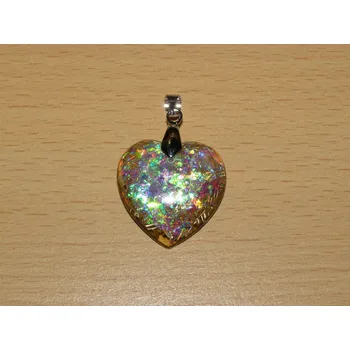 Drahý kámen Orgonit - přívěsek - srdíčko efekt měsíční kámen - kpo16