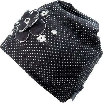 Čepice černá puntíkatá čepice s kytičkou