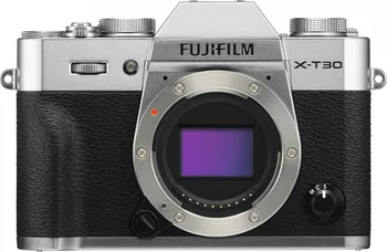 kompakt s výměnným objektivem Fujifilm X-T30