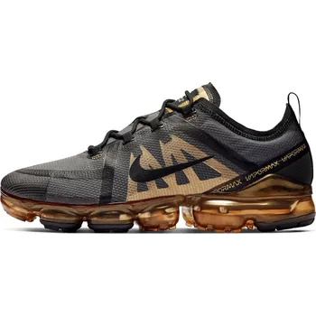 Nike vapormax 2019 black metallic gold hot sale
