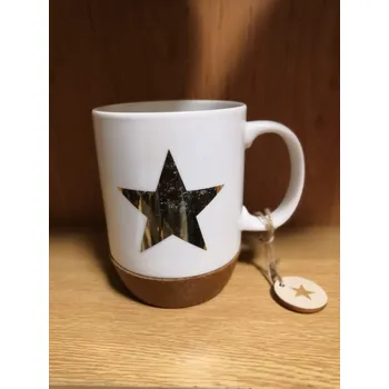 Porcelánový hrnek s korkem 500 ml (Bílý hrnek se zlatou hvězdou)