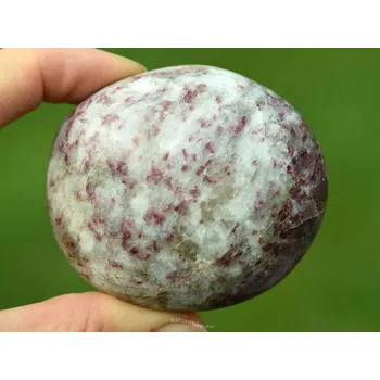 Přírodní kámen Rubelit hladký kámen Madagaskar 146g