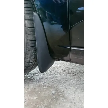 Podběh karosérie Kia CERATO r.v. 2009 - přední zástěrky, lapače nečistot