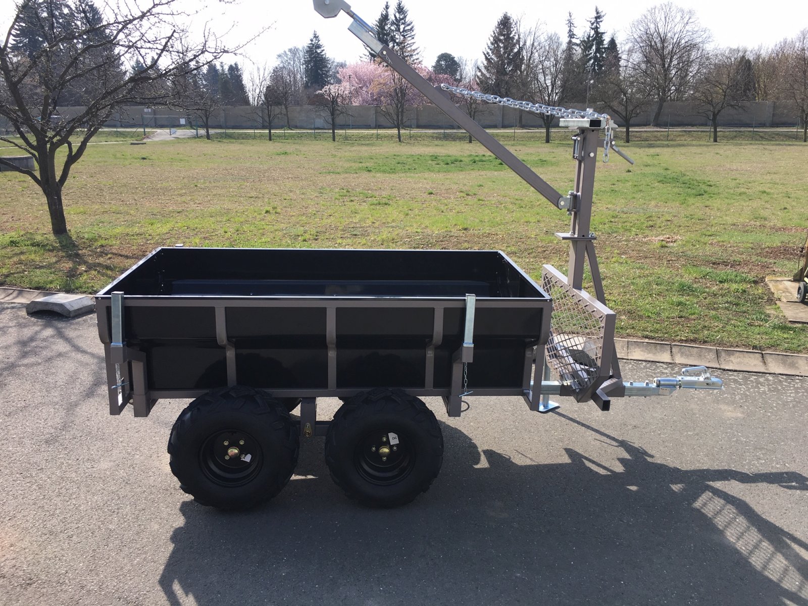 SHARK Velkokapacitní profesionální dvounápravový přívěs za čtyřkolku