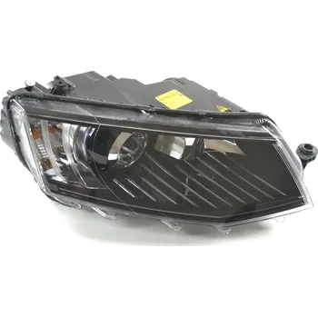 Přední světlomet Škoda Octavia III-Přední xenonové světlo D3S pravé