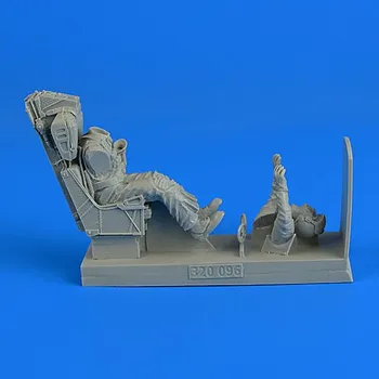 Plastikový model Aerobonus 1/32 US Navy Fighter Pilot with ejection seat for F-8