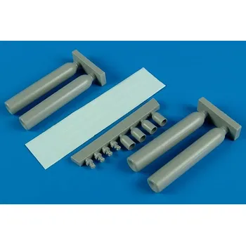 Plastikový model Aerobonus 1/32 Compressed gas bottles - Helium