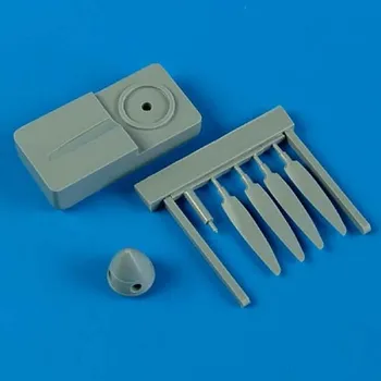Plastikový model Quickboost 1/72 Spitfire Mk.IX propeller w/tool