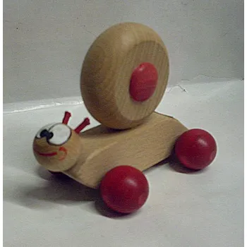 Dřevěná hračka Šnek dřevěný hlemýžď jezdící na otočných nohou