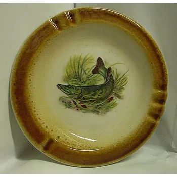 Popelník - talířek velký keramický kulatý s motivem Štika