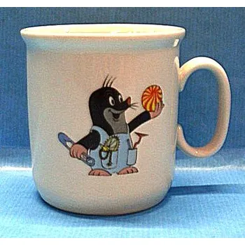 Hrnek Krtek krteček s míčem porcelánový