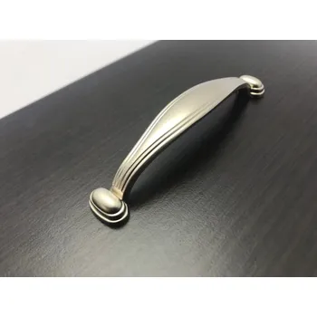 Nábytkové kování Nábytková úchytka Rita stříbrná