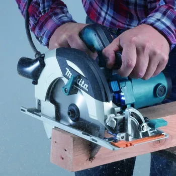 MAKITA HS7101J ruční kotoučová pila 1400W 190mm systainer