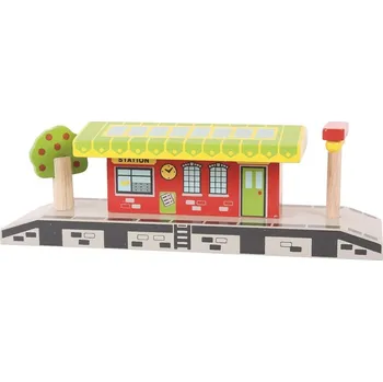 Vláček a vláčkodráha Dřevěné vláčky - nádraží (Nádraží pro dřevěné vláčkodráhy)