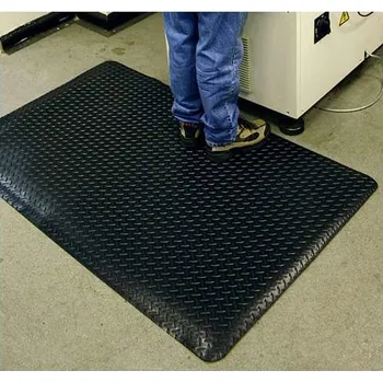 Rohožka Průmyslová podlahová rohož Deckplate 0,9 x 0,6 m, černá