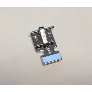 Příslušenství k šicímu stroji patka na všívání zipů se zarážkou