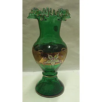 Váza Váza vlnkovitá zelená zlacená s lepenými kvítky STO 183